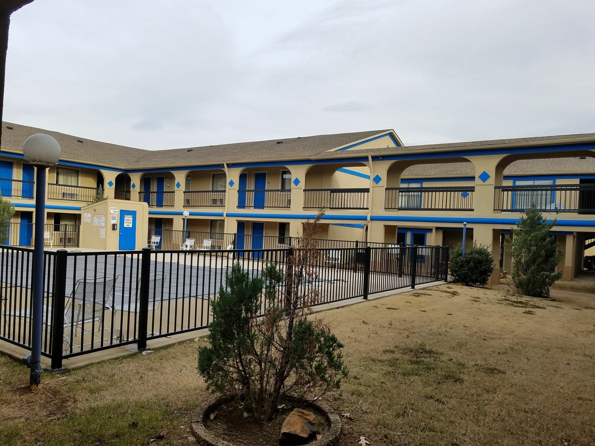 Warr Acres Days Inn By Wyndham Oklahoma City Nw Expressway מראה חיצוני תמונה